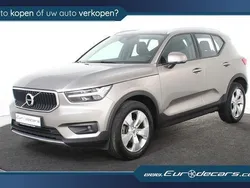 Grijs, metallic lak Gebruikt 2020 Volvo XC40 Momentum SUV | € 27.850 (Super prijs)