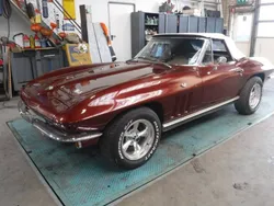 Andersmaroon Gebruikt 1966 Chevrolet Corvette Stingray Cabriolet | € 66.750