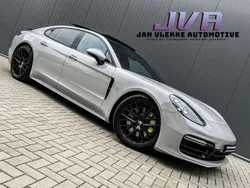 Grijs Gebruikt 2017 Porsche Panamera Sport Sedan | € 63.499 (Duur)