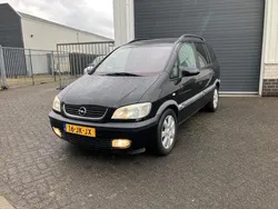 Zwart Gebruikt 2002 Opel Zafira Elegance MPV | € 700 (Goede deal)