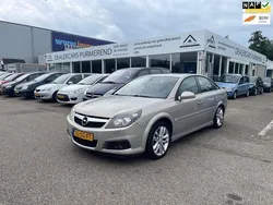 Grijs Gebruikt 2005 Opel Vectra GTS Executive Hatchback | € 3.450