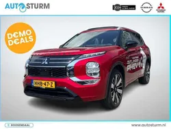 Rood, metallic lak Gebruikt 2025 Mitsubishi Outlander P-HEV Instyle SUV | € 59.450