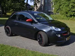 Zwart Gebruikt 2013 Opel Adam Glam Hatchback | € 8.950 (Iets duurder)