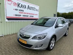Grijs Gebruikt 2011 Opel Astra Stationwagen | € 2.299