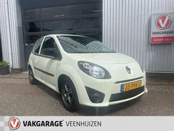 Wit Gebruikt 2011 Renault Twingo Collection Hatchback | € 2.250 (Eerlijke prijs)