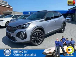 Grijs, metallic lak Nieuw 2025 Peugeot 2008 GT SUV | € 38.400 (Eerlijke prijs)