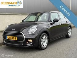Bruin Gebruikt 2015 Mini ONE Business Hatchback | € 12.500 (Eerlijke prijs)