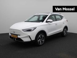 Wit Gebruikt 2023 MG ZS Luxury Sedan | € 19.777 (Eerlijke prijs)