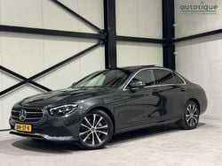 Grijs Gebruikt 2021 Mercedes E300 Business Sedan | € 34.840 (Super prijs)