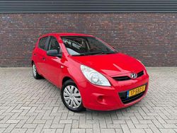 Rood Gebruikt 2011 Hyundai i20 MPV | € 2.200 (Goede deal)