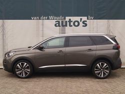 Grijs Gebruikt 2020 Peugeot 5008 Premium MPV | € 16.400 (Goede deal)