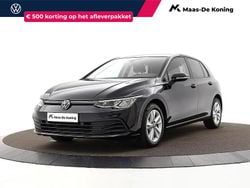 Zwart Gebruikt 2023 VW Golf VIII Life Hatchback | € 21.740 (Eerlijke prijs)