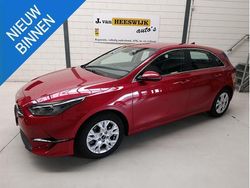 Rood Gebruikt 2022 Kia Ceed Hatchback | € 16.450 (Goede deal)