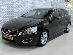 Zwart Gebruikt 2011 Volvo V60 Summum Stationwagen | € 3.999
