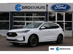 Wit, metallic lak Nieuw 2025 Ford Kuga ST-Line SUV | € 43.900 (Eerlijke prijs)