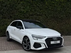 Wit Gebruikt 2024 Audi A3 Sportback S-Line Hatchback | € 37.890 (Iets duurder)