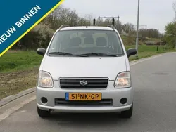 Grijs Gebruikt 2003 Suzuki Wagon R GLX Hatchback | € 1.299 (Eerlijke prijs)