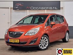 Rood Gebruikt 2012 Opel Meriva Color Edition MPV | € 4.495 (Eerlijke prijs)