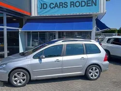 Grijs Gebruikt 2003 Peugeot 307 Stationwagen | € 745 (Eerlijke prijs)