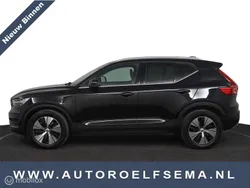Zwart Gebruikt 2021 Volvo XC40 Inscription SUV | € 28.950 (Eerlijke prijs)