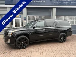 Zwart, metallic lak Gebruikt 2015 Cadillac Escalade SUV | € 68.950