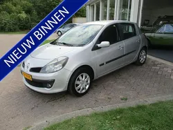 Zilver Gebruikt 2006 Renault Clio II Hatchback | € 1.260 (Goede deal)