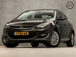 Grijs Gebruikt 2014 Opel Astra Cosmo Sedan | € 8.445 (Eerlijke prijs)