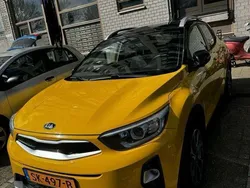 Geel Gebruikt 2018 Kia Stonic SUV | € 12.950 (Eerlijke prijs)