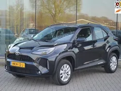 Zwart Gebruikt 2023 Toyota Yaris Cross Active SUV | € 26.450 (Goede deal)
