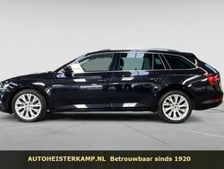 Zwart Gebruikt 2022 Skoda Superb Hatchback | € 49.950