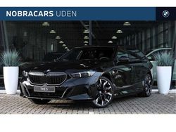 Zwart Nieuw 2025 BMW 550e M Sport Stationwagen | € 111.726 (Super prijs)