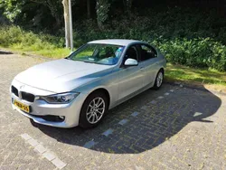 Zilver Gebruikt 2013 BMW 320 Executive Sedan | € 7.999 (Eerlijke prijs)