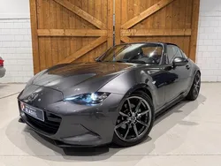 Grijs, metallic lak Gebruikt 2018 Mazda MX5 Cabriolet | € 26.950 (Iets duurder)