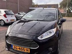 Zwart Gebruikt 2013 Ford Fiesta Titanium Hatchback | € 5.999 (Iets duurder)