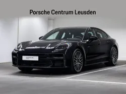 Zwart, metallic lak Gebruikt 2024 Porsche Panamera Turbo Sedan | € 204.900