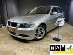 Grijs Gebruikt 2005 BMW 318 Executive Sedan | € 3.950 (Iets duurder)