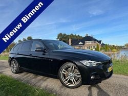 Zwart Gebruikt 2020 BMW 318 M Sport Stationwagen | € 17.900 (Iets duurder)