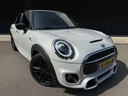 Wit Gebruikt 2021 Mini Cooper S Business Hatchback | € 31.995 (Iets duurder)