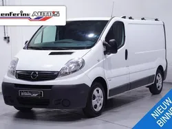 Wit Gebruikt 2014 Opel Vivaro Van | € 5.444 (Eerlijke prijs)