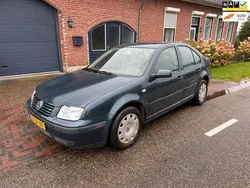 Groen Gebruikt 2002 VW Bora Sedan | € 1.650