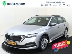 Grijs Gebruikt 2024 Skoda Octavia Business Line Stationwagen | € 29.950 (Eerlijke prijs)