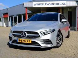 Grijs Gebruikt 2020 Mercedes A200 AMG Sedan | € 24.850 (Eerlijke prijs)