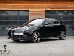 Zwart Gebruikt 2020 Alfa Romeo Giulietta Sprint Hatchback | € 23.950