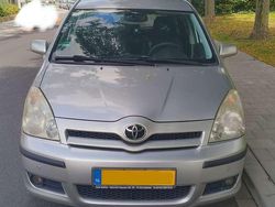 Zilver Gebruikt 2005 Toyota Corolla Verso Terra MPV | € 4.000 (Eerlijke prijs)