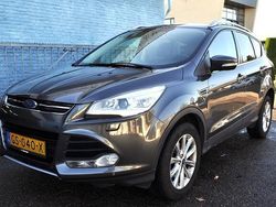 Grijs (metallic) Gebruikt 2015 Ford Kuga Titanium SUV | € 9.950 (Eerlijke prijs)