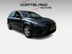 Grijs Gebruikt 2009 Kia Ceed Hatchback | € 3.750 (Duur)