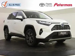 Wit Gebruikt 2024 Toyota RAV4 Executive SUV | € 47.899 (Eerlijke prijs)