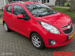 Rood Gebruikt 2013 Chevrolet Spark LT Hatchback | € 3.950 (Iets duurder)