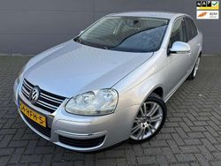 Grijs Gebruikt 2008 VW Jetta Comfortline Sedan | € 4.650 (Eerlijke prijs)