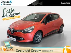 Rood Gebruikt 2015 Renault Clio IV Expression Hatchback | € 7.995 (Goede deal)